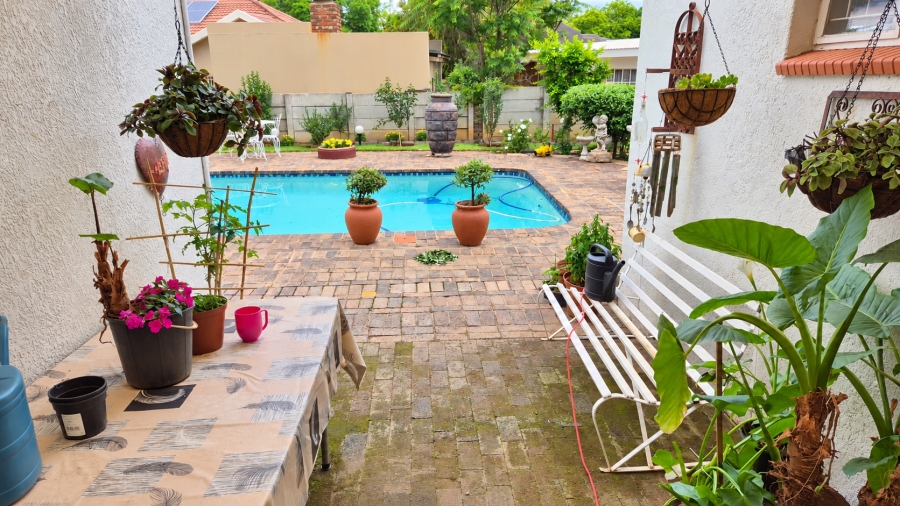 3 Bedroom Property for Sale in Flamwood North West